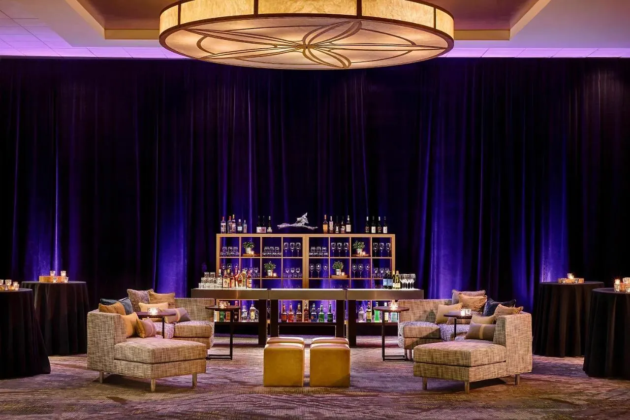 Portland Marriott Downtown Waterfront Hotel
