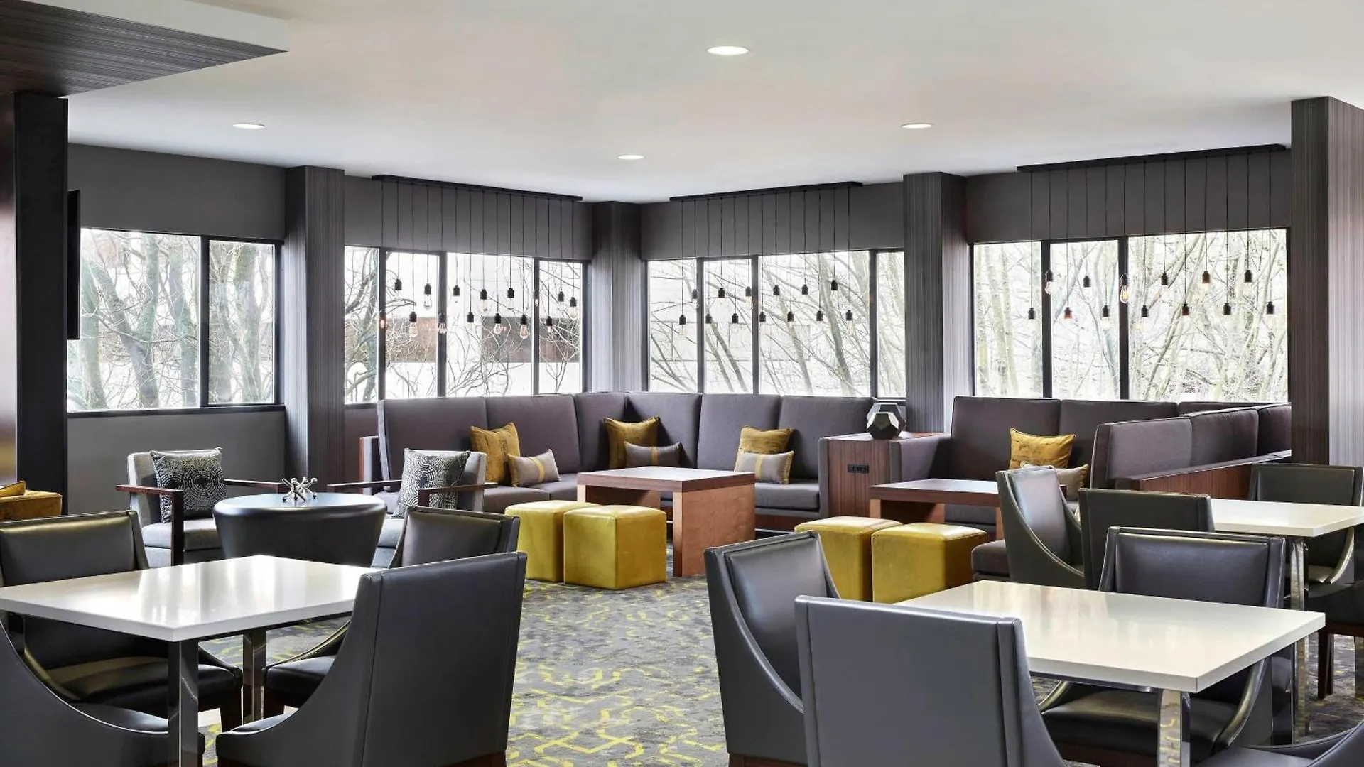 Portland Marriott Downtown Waterfront Hotel